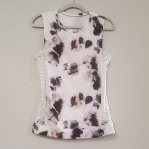 Varley Fishnet Athletic Tank Top Size Large